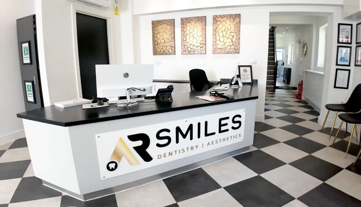 AR Smiles Eltham - Implants, Invisalign and Cosmetic Dentist — photo from its Google Maps listing