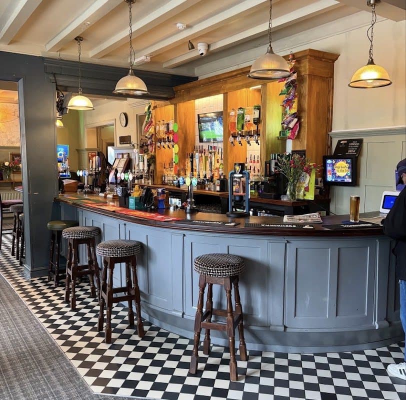 White Hart Eltham — photo from its Google Maps listing